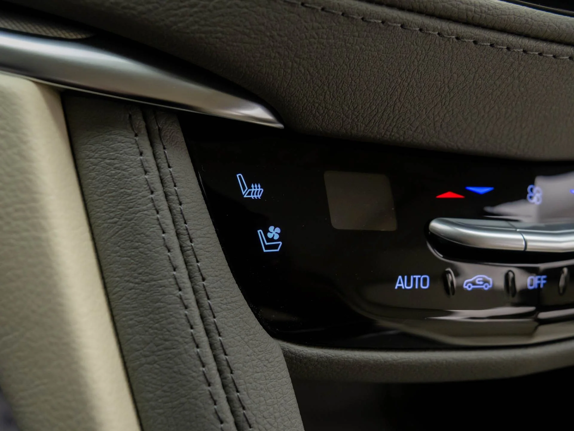 New 2026 Silver Cadillac Premium Luxury image 28