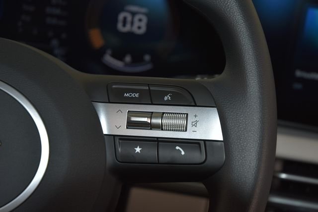 New 2026 White Hyundai SEL Plus AWD image 33