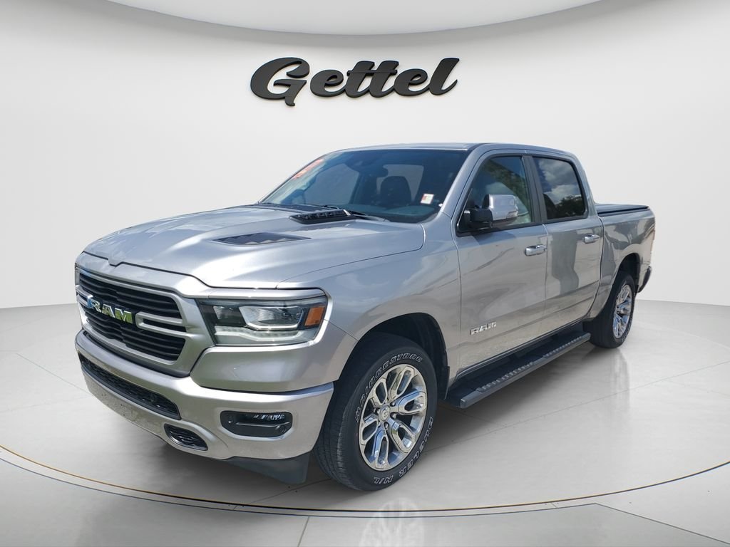 2024 RAM 1500 Laramie 4x4 Crew Cab 5'7's photo