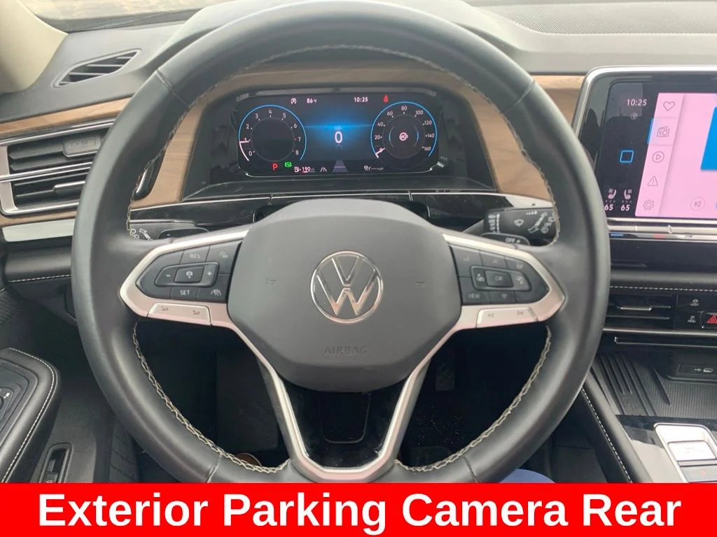 Used 2025 Silver Volkswagen 2.0T SE w/Technology image 6