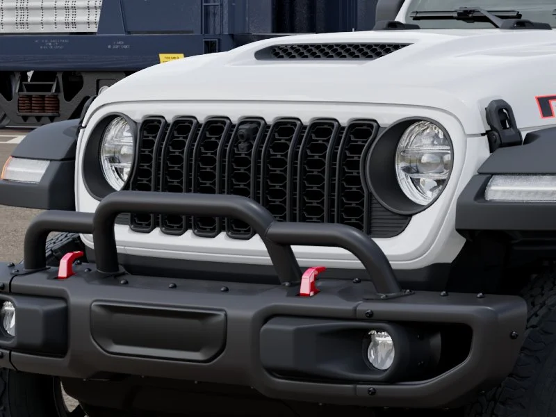 New 2026 Bright White Clear-Coat Exterior Paint Jeep Rubicon image 11
