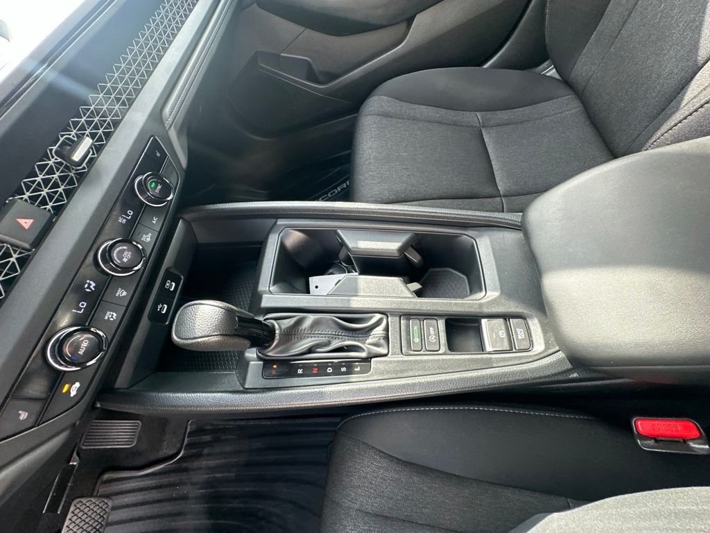 Used 2024  Honda EX image 18