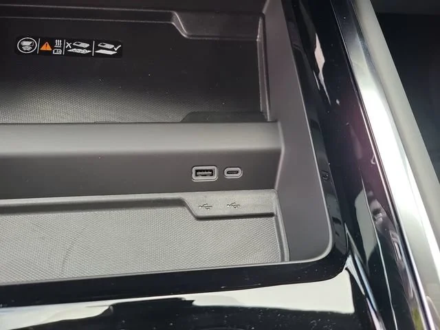 New 2026 Black Chevrolet LT image 33