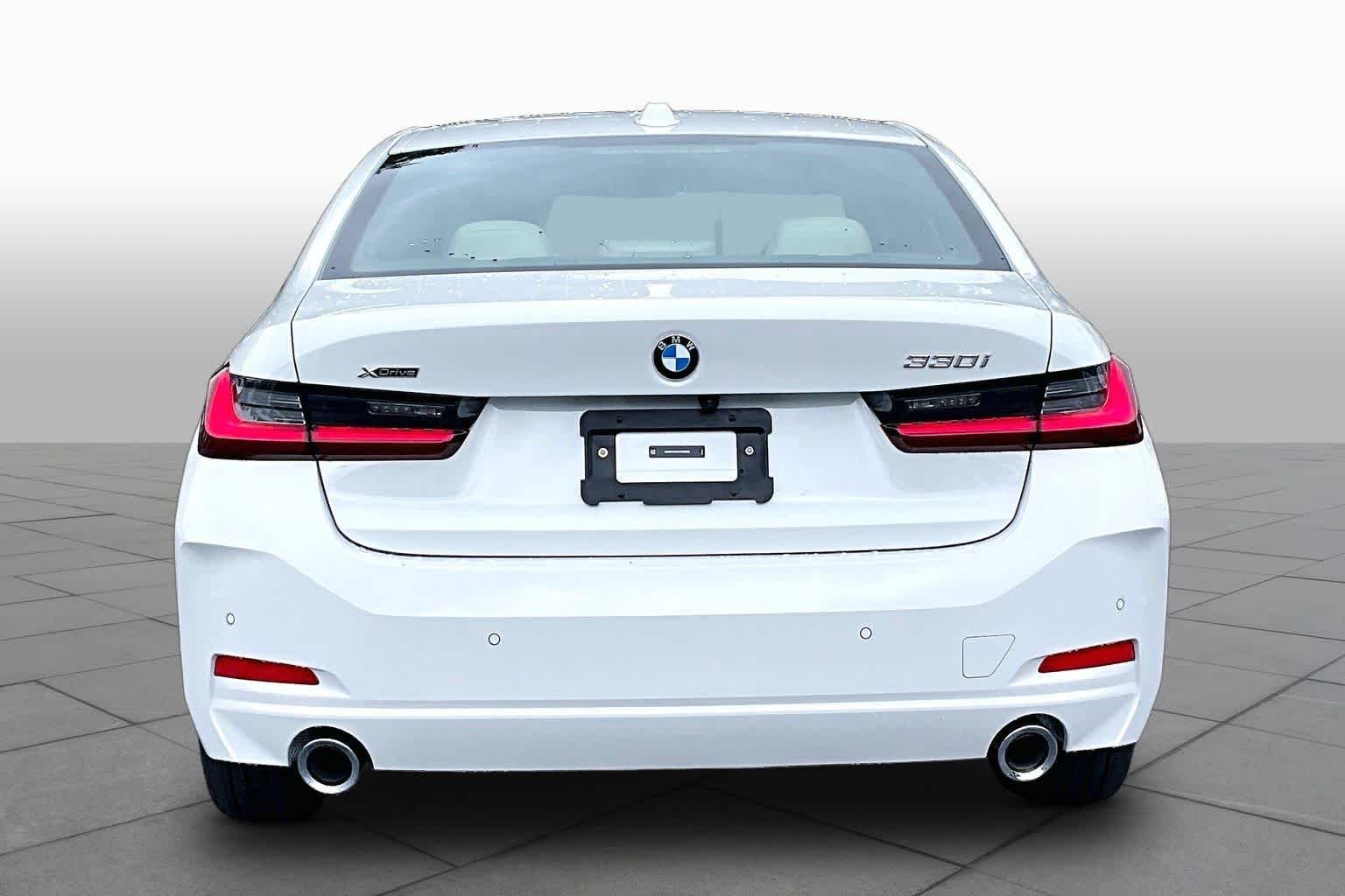 New 2026 Alpine White BMW 330i NA xDrive image 4