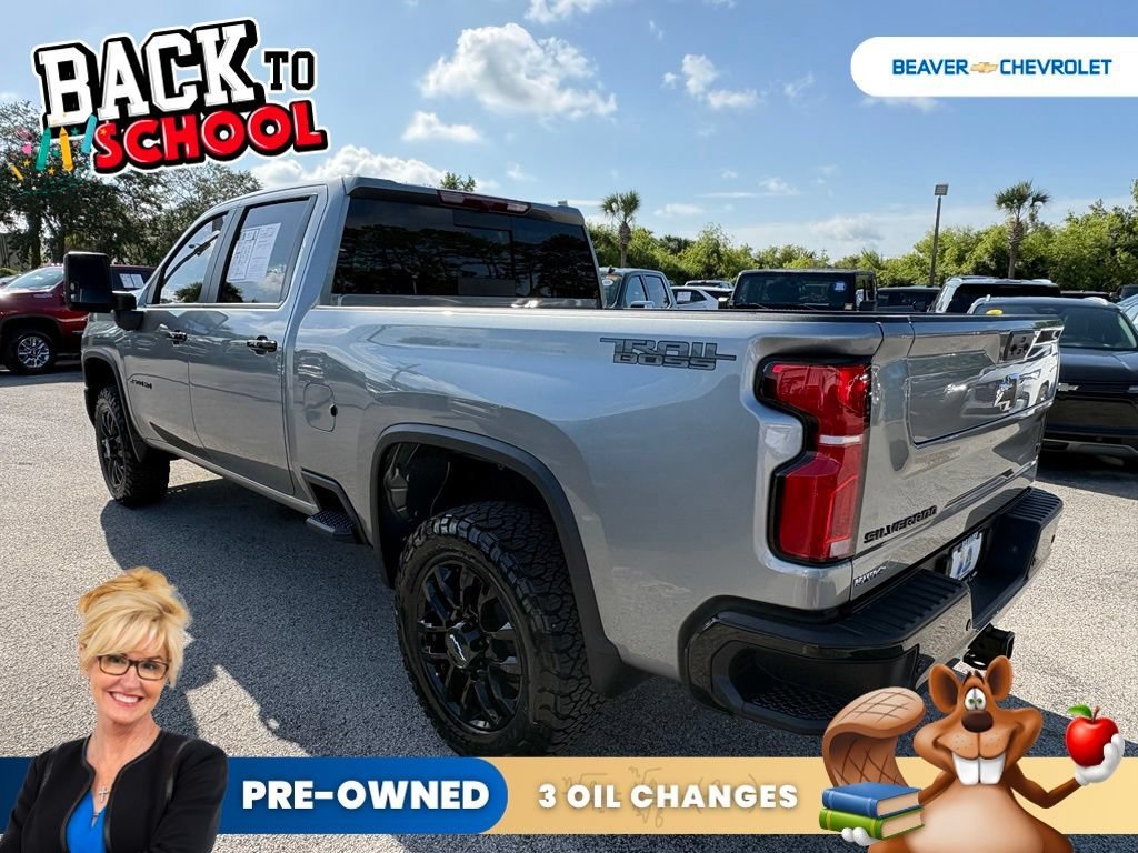 Used 2026 Sterling Gray Metallic Chevrolet LT image 5