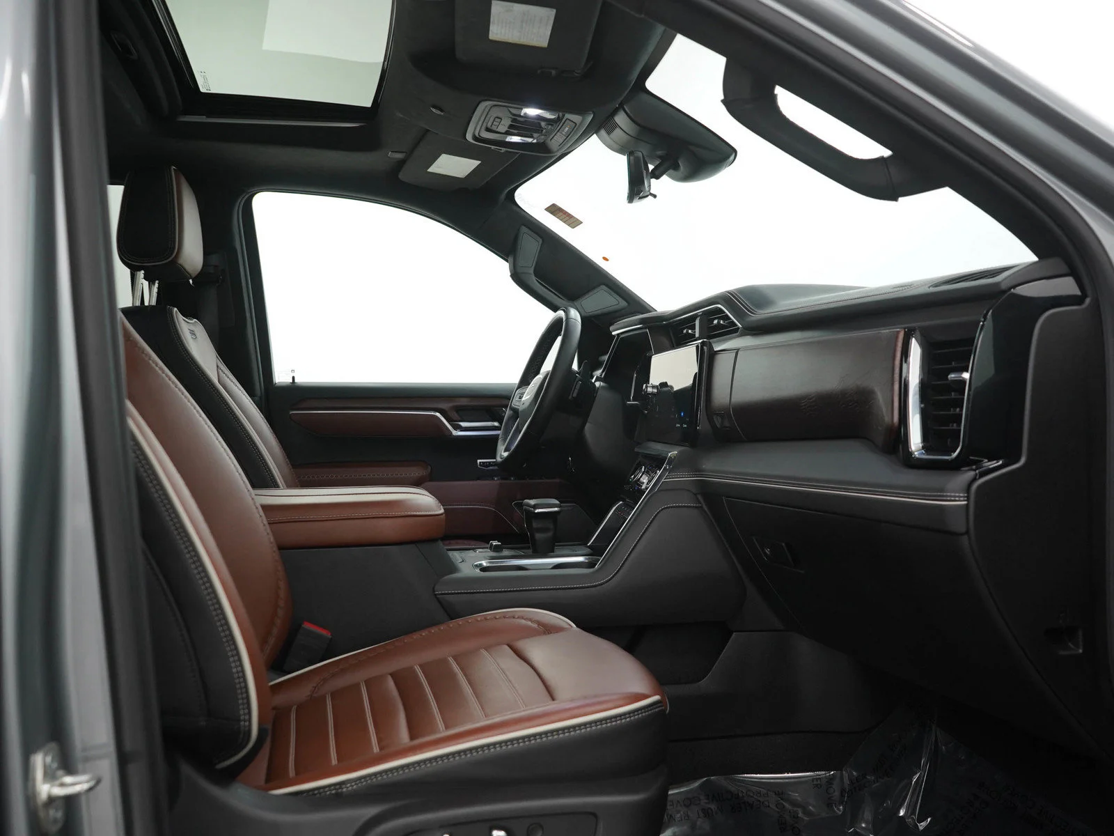 Used 2025 Sterling Metallic GMC Denali Ultimate image 10