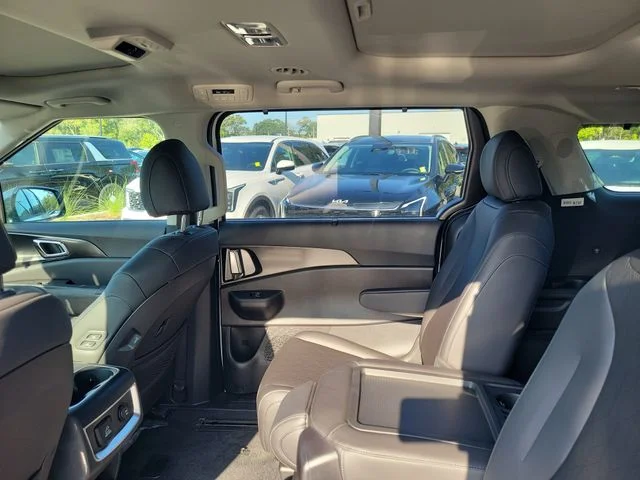 New 2026 Snow White Pearl Kia SX image 11