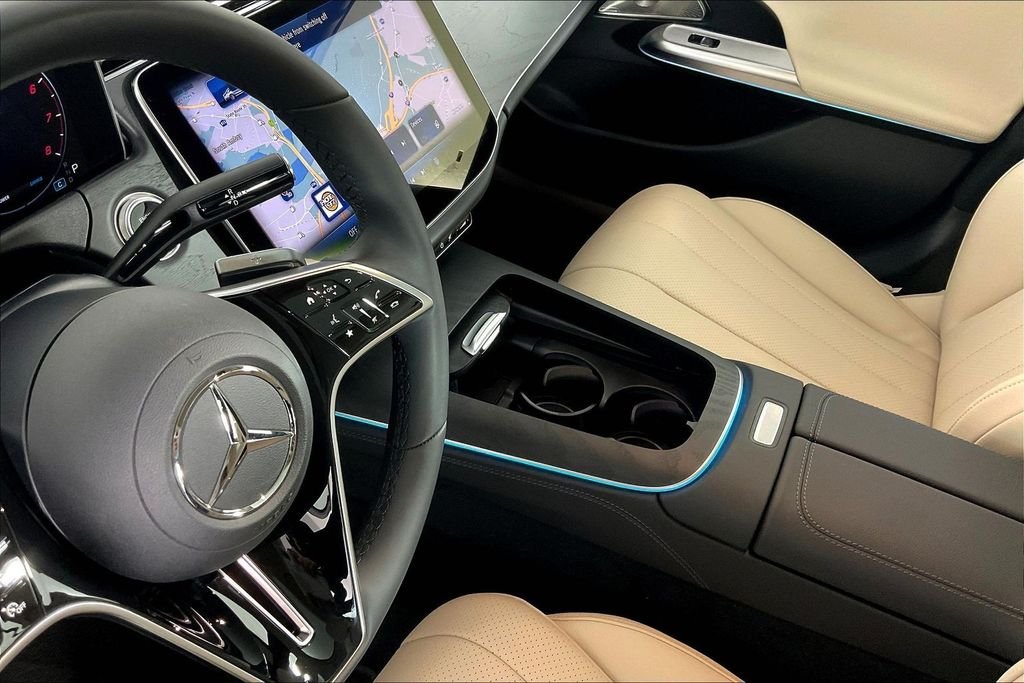 2026 Mercedes-Benz E-Class E350 - Photo 12