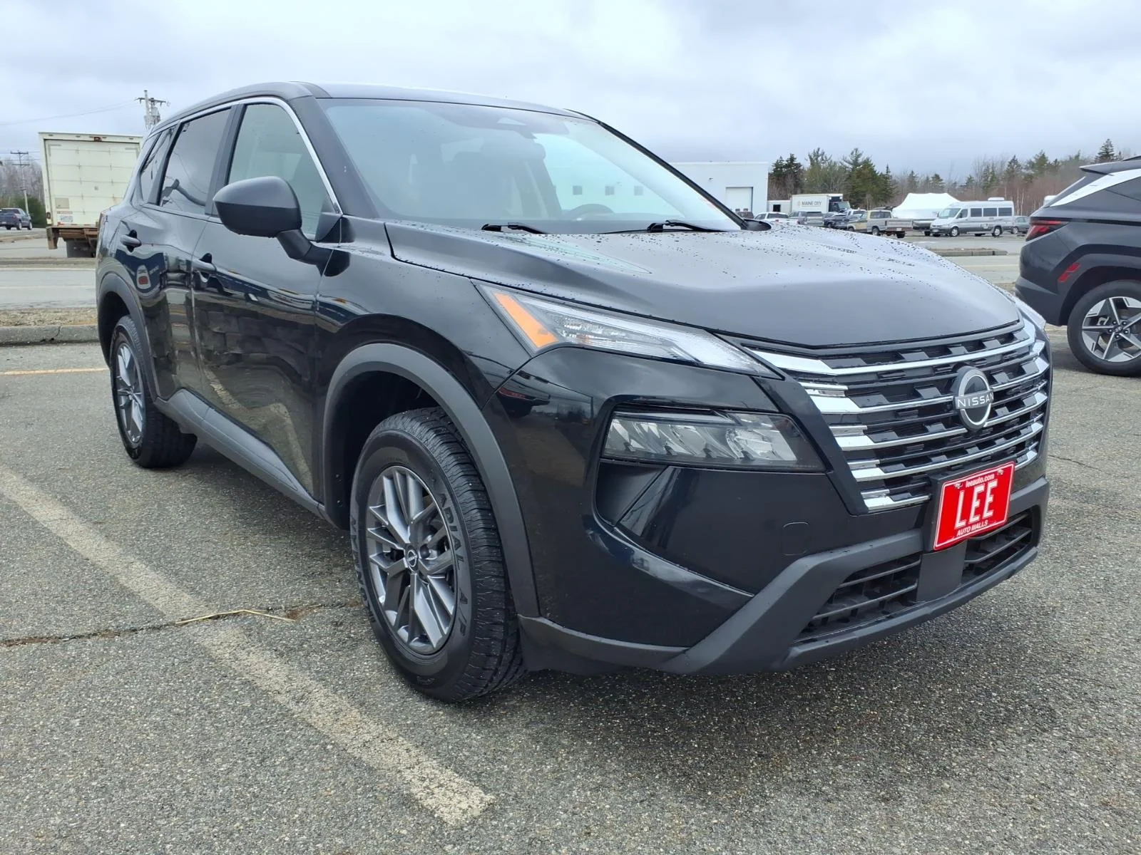 Used 2024 Super Black Nissan S image 3