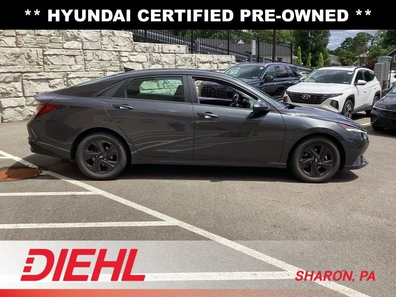 Used 2022 Gray Hyundai SEL image 8