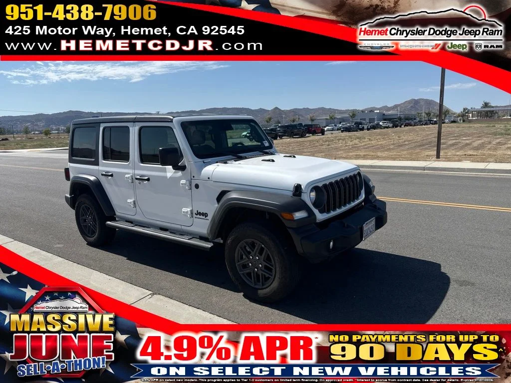 Used 2025 White Jeep Sport S image 1