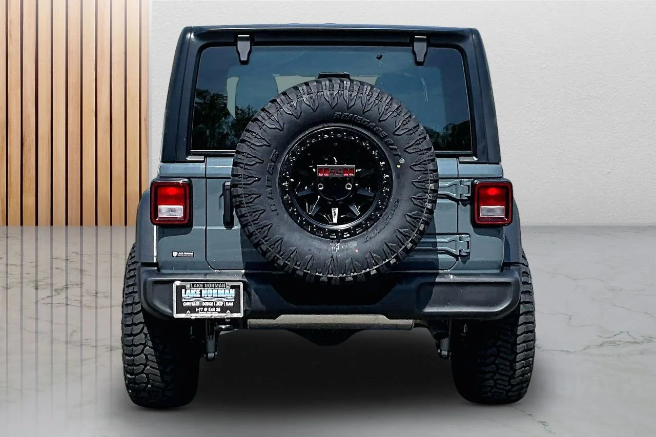 New 2026 Anvil Clear-Coat Exterior Paint Jeep Sport image 8