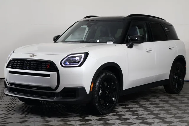 2026 MINI Countryman Oxford Edition