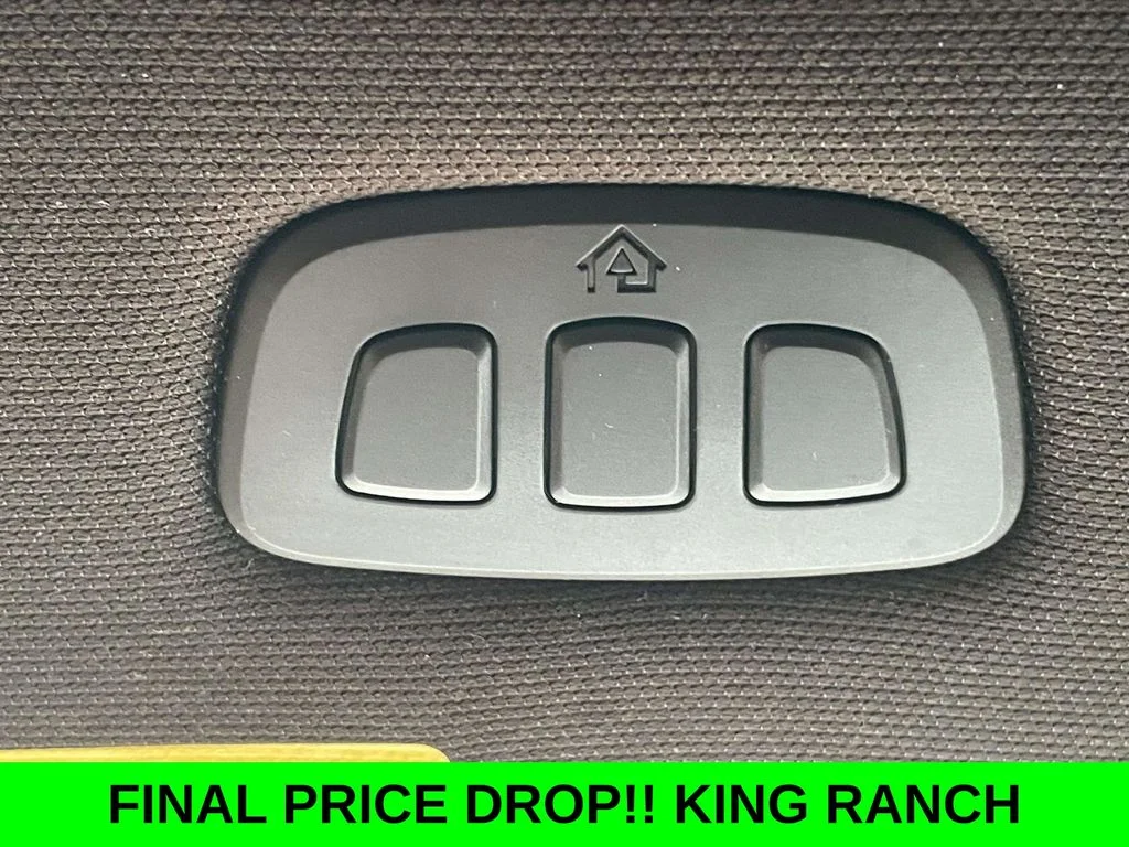 Used 2018 Gold Ford King Ranch image 29