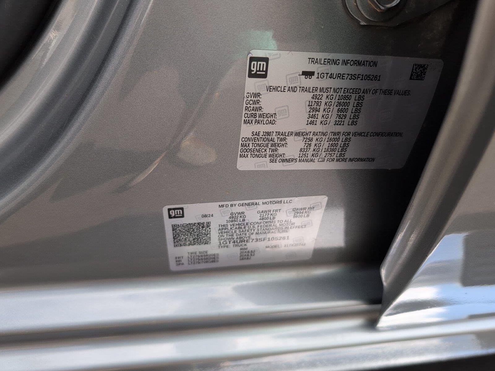 Used 2025 Sterling Metallic GMC Denali image 12