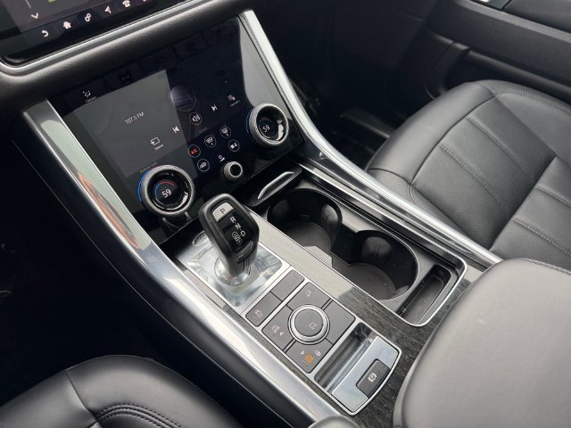 Used 2022 Carpathian Grey Premium Metallic Land Rover HSE Silver Edition image 24