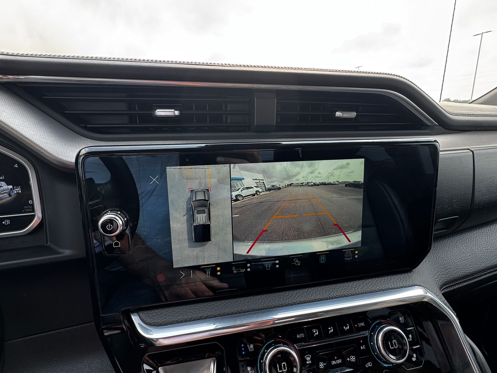 Used 2023 Sterling Metallic GMC Denali image 21