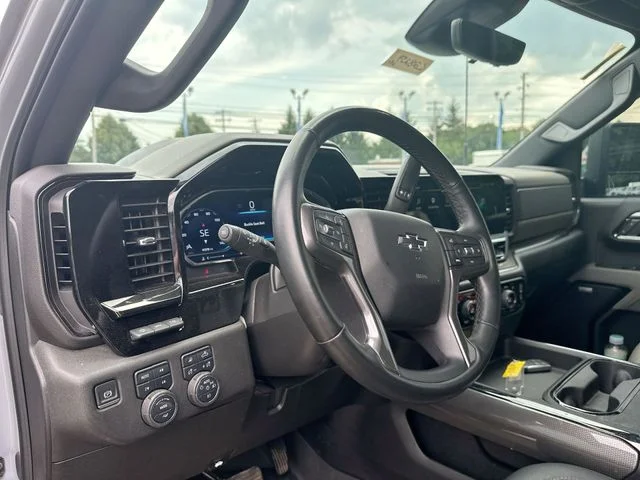 Used 2025 Gray Chevrolet ZR2 image 12