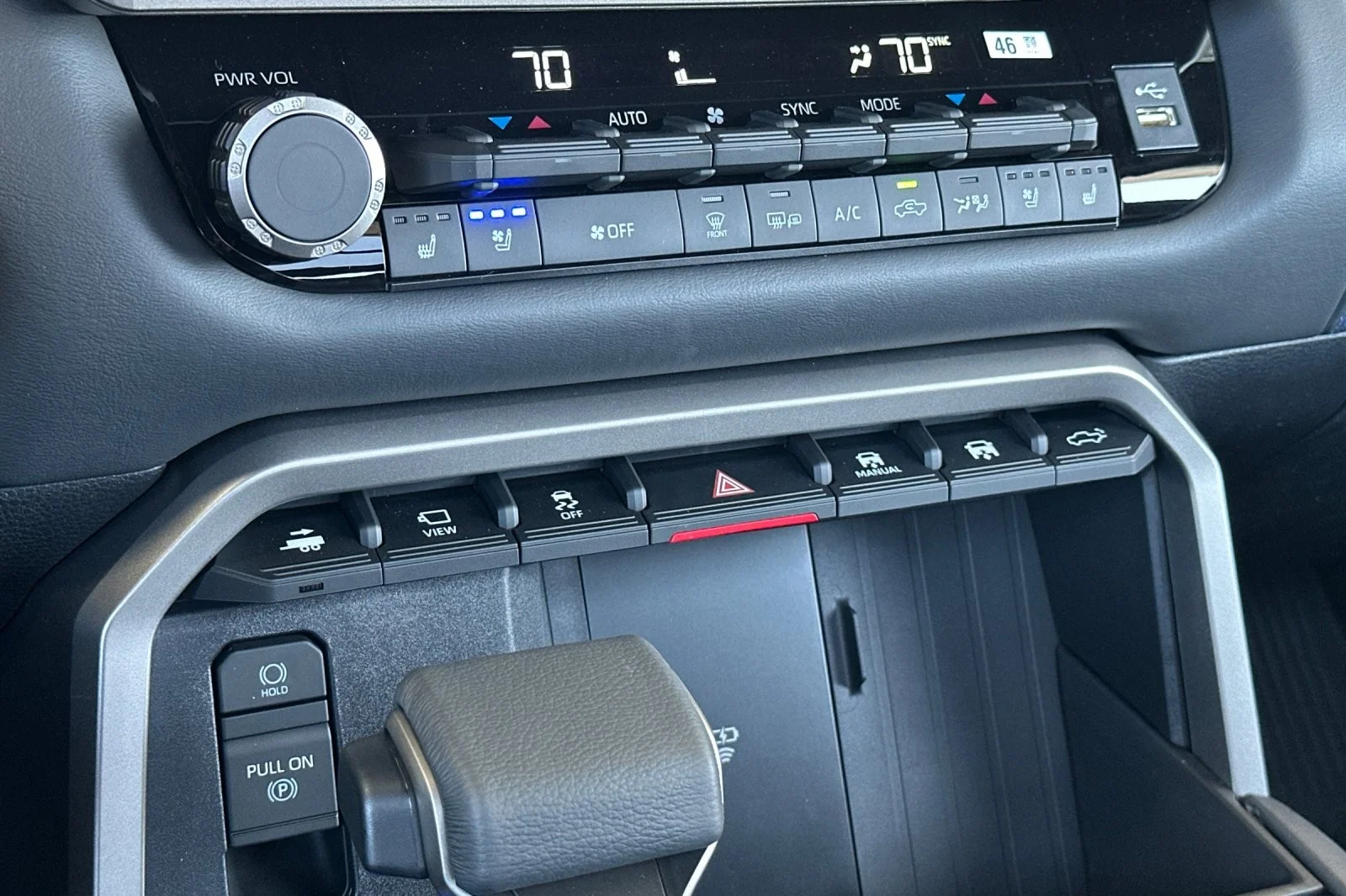 New 2026 Wind Chill Pearl <sup>1</sup> Toyota Tundra Platinum image 18