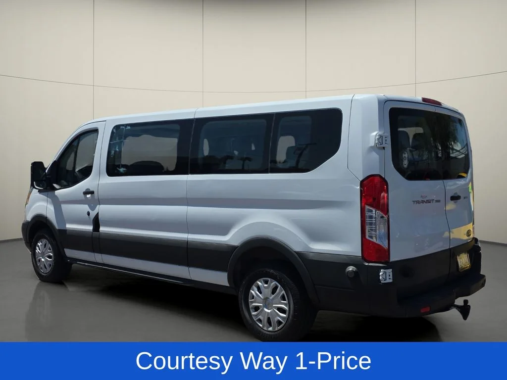 Used 2016 White Ford XLT image 6