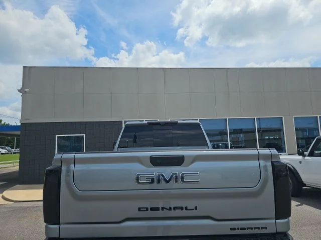 Used 2024 Gray GMC Denali Ultimate image 5