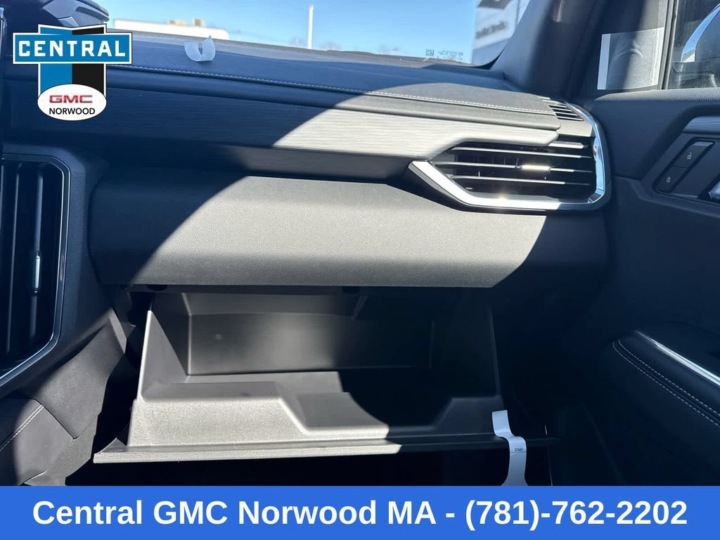 New 2026 Sterling Metallic GMC Elevation image 22