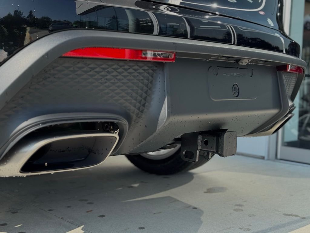 2025 Porsche Macan - Photo 13