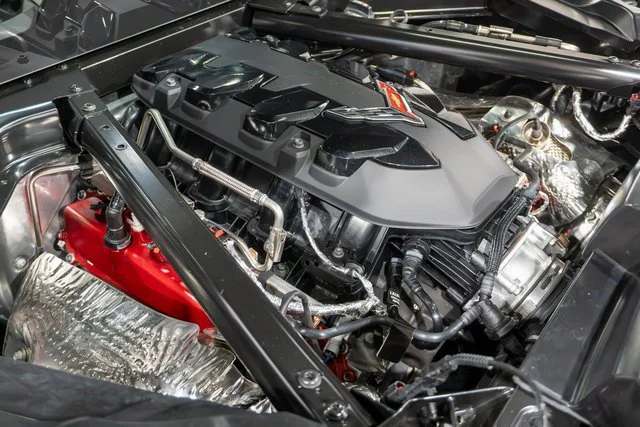 2027 Chevrolet Corvette 2LT - Photo 20
