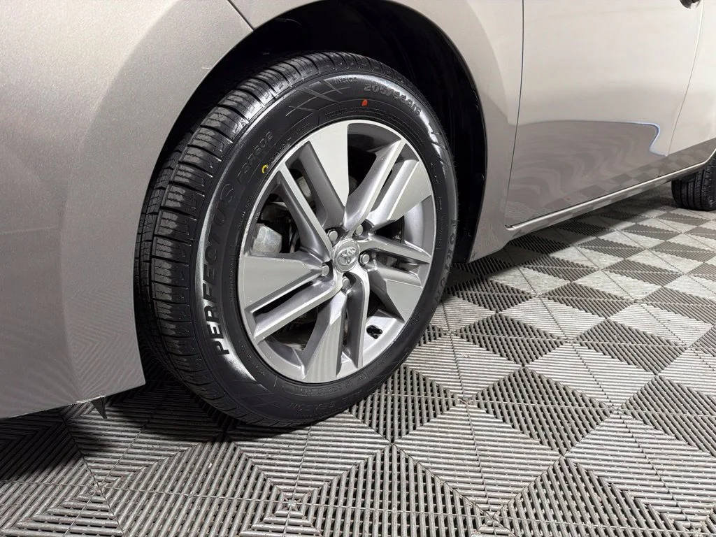 Used 2014 Brown Toyota LE ECO Premium image 26