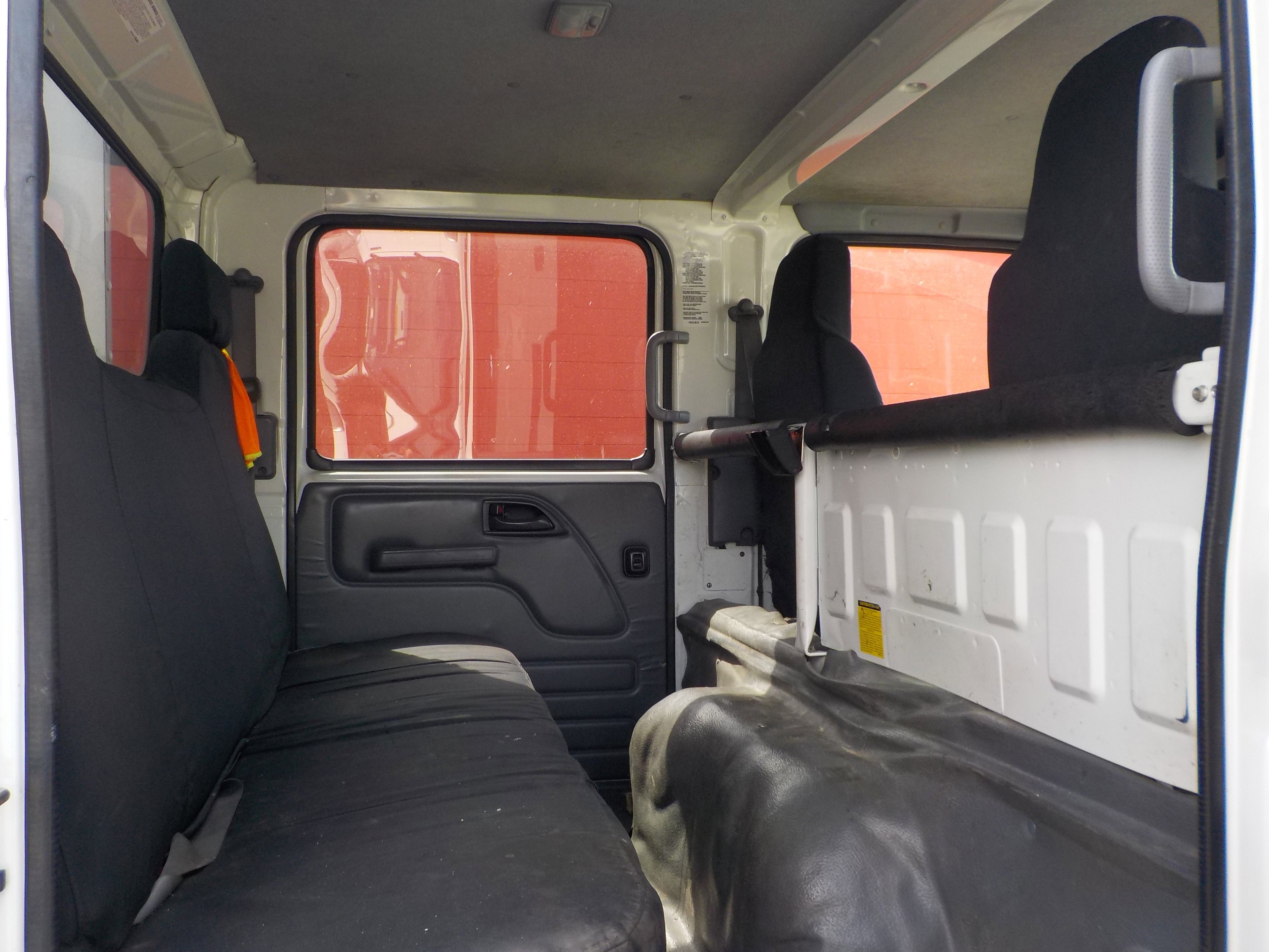 Used 2018 White ISUZU  image 9