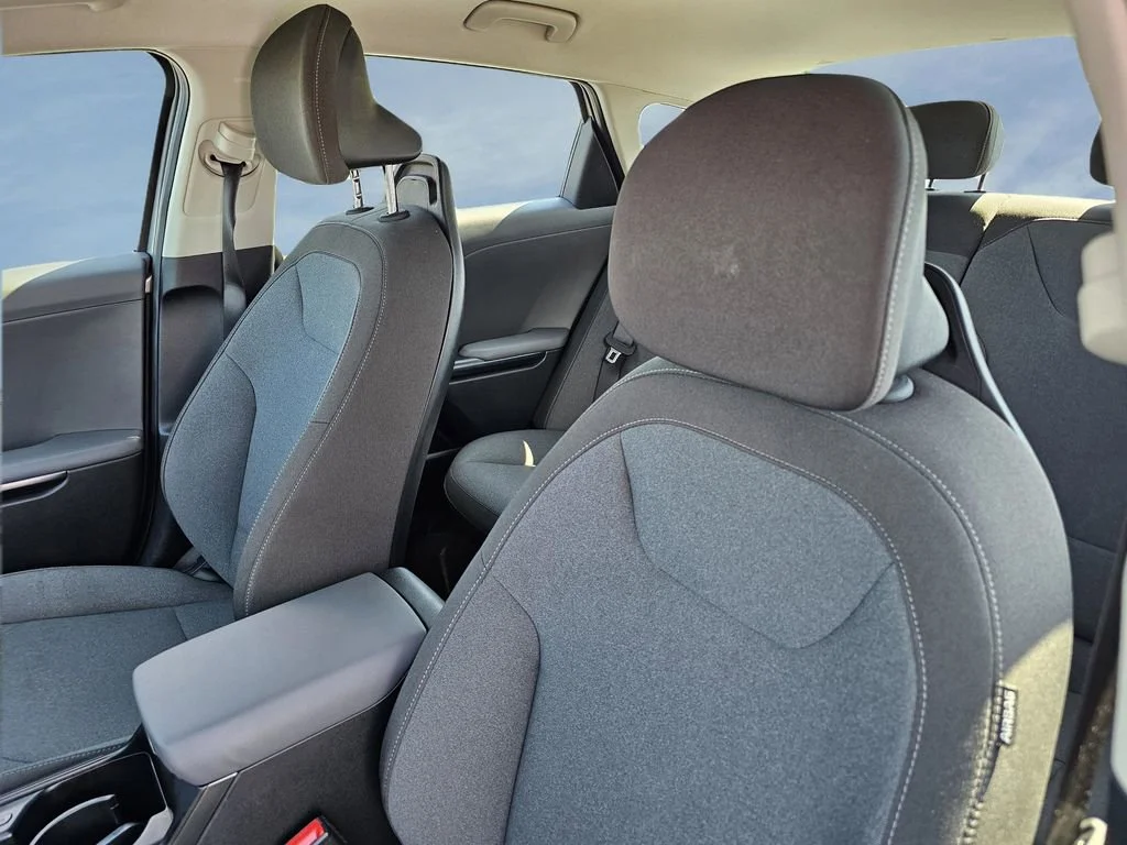 Used 2025 Steel Gray Kia LXS image 16