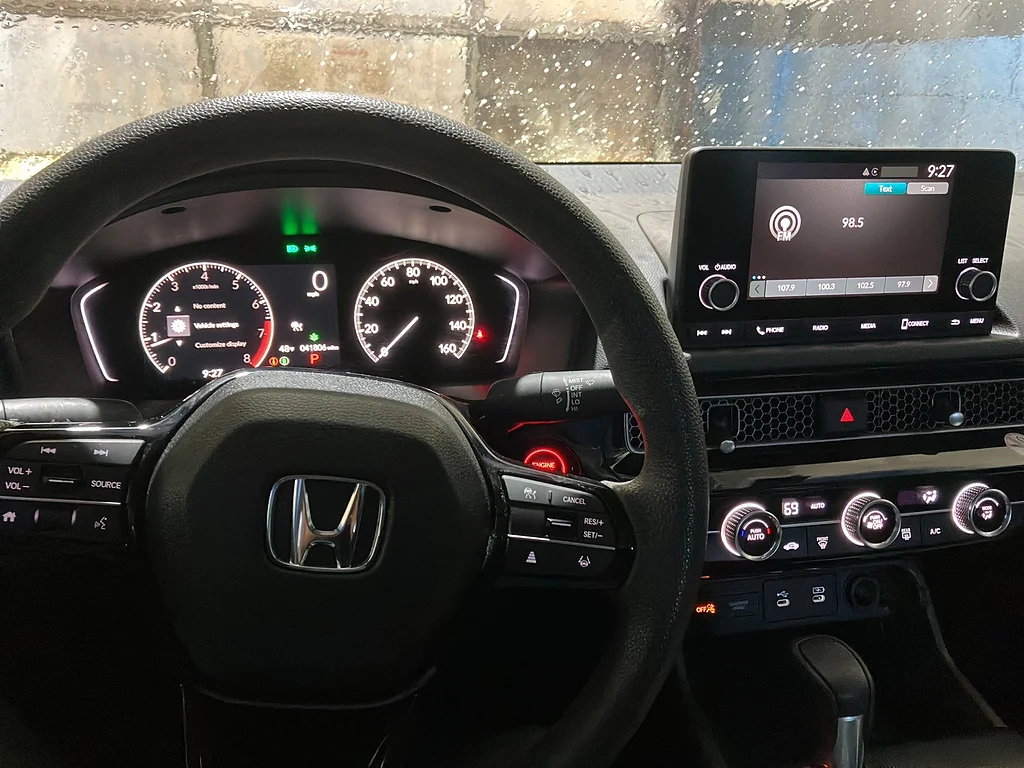 Certified Used 2025 Meteorite Gray Metallic Honda LX image 7