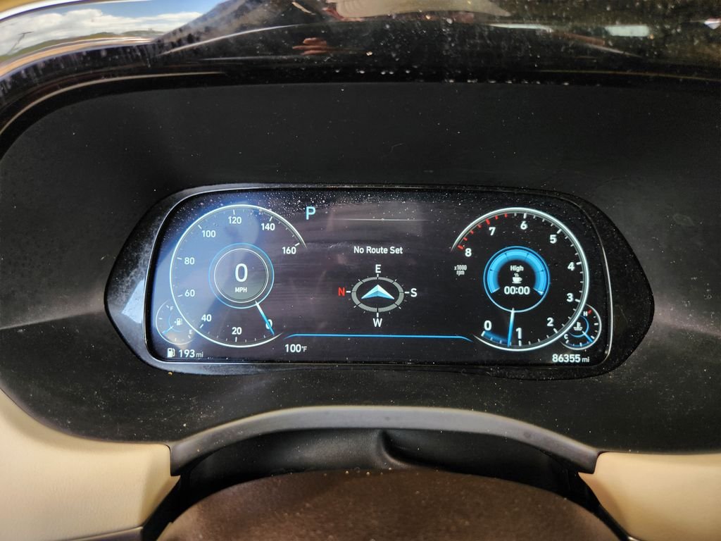 Used 2021 Hyper White Hyundai Calligraphy image 17