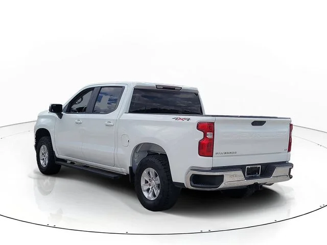 Used 2021 White Chevrolet LT image 7