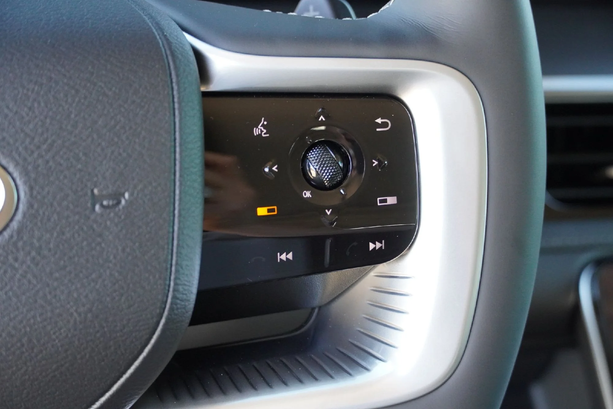 2026 INFINITI QX80 Luxe - Photo 14