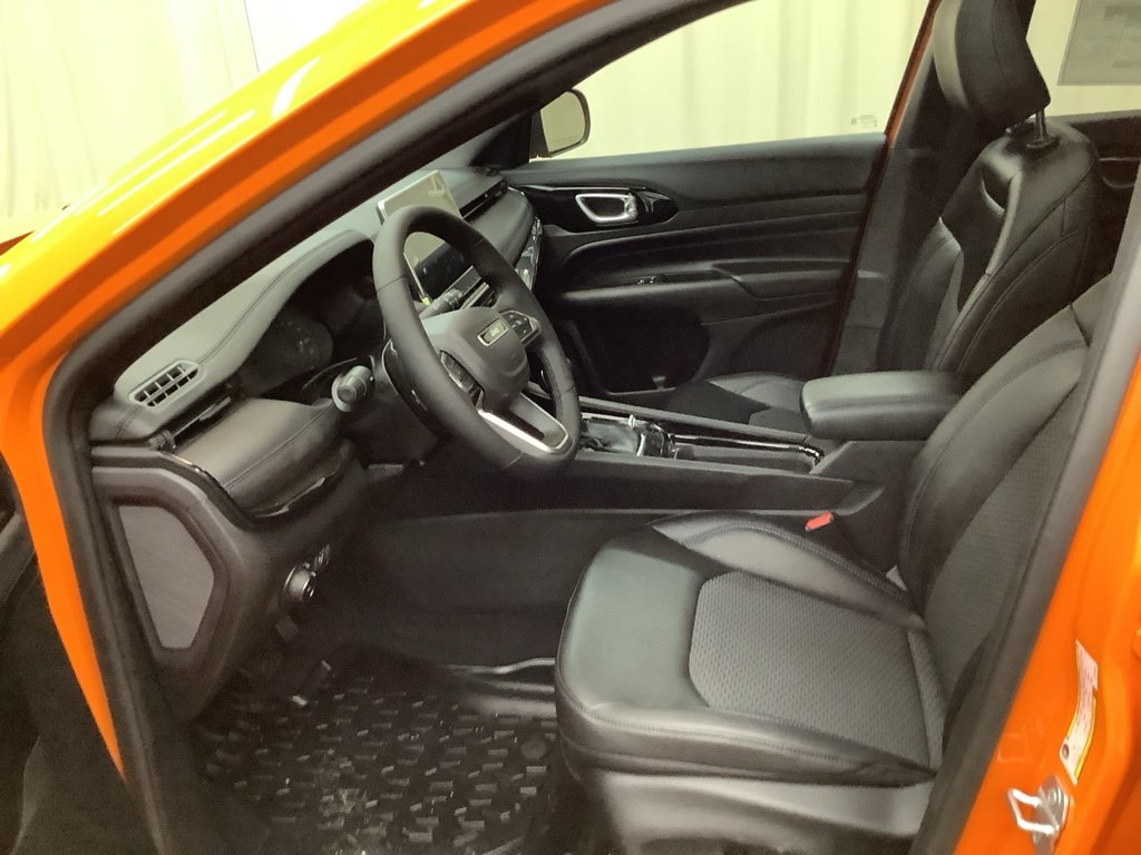 2026 Jeep Compass Latitude Altitude - Photo 15