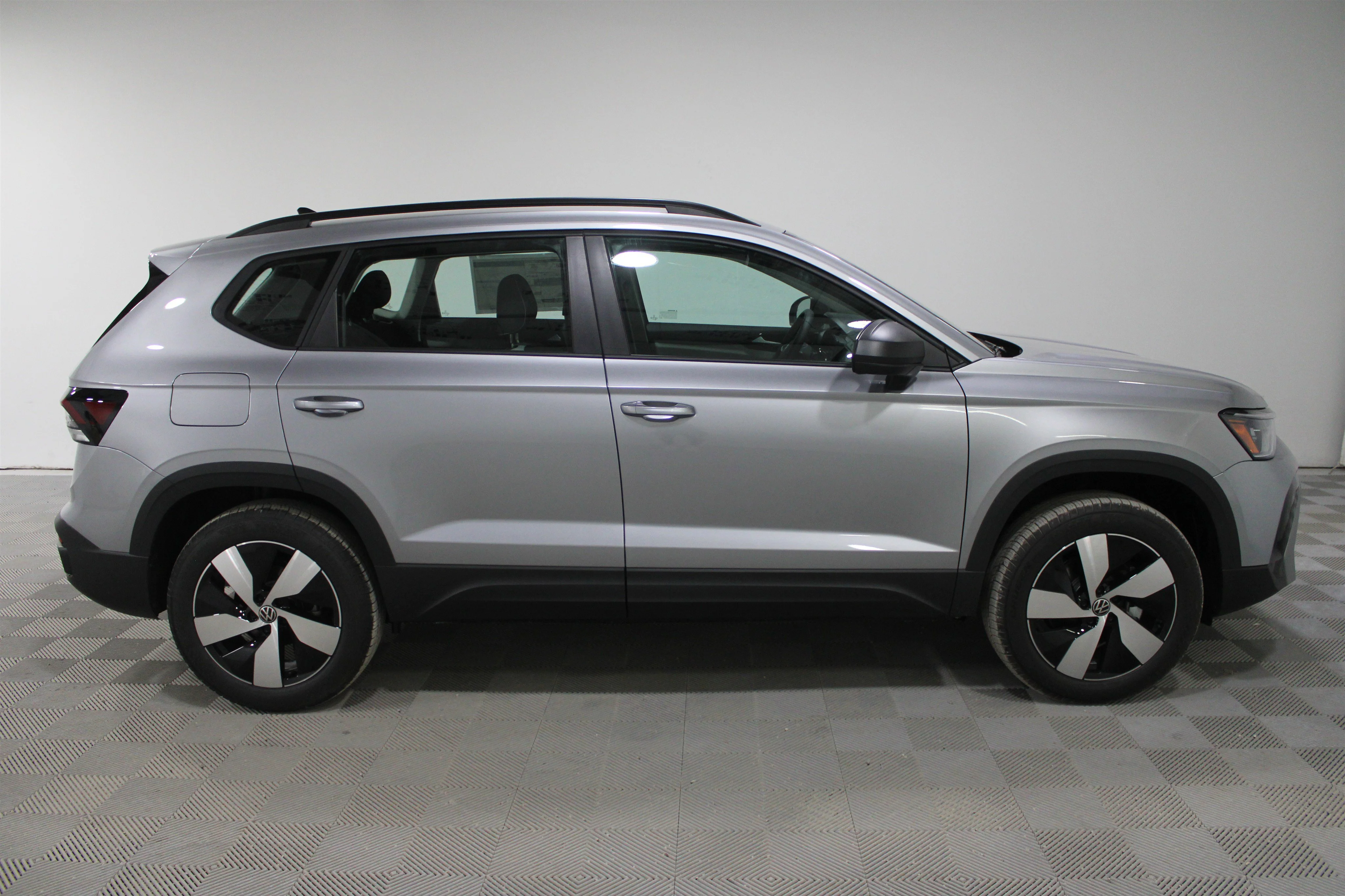 New 2026 Pyrite Silver Metallic Volkswagen S image 26