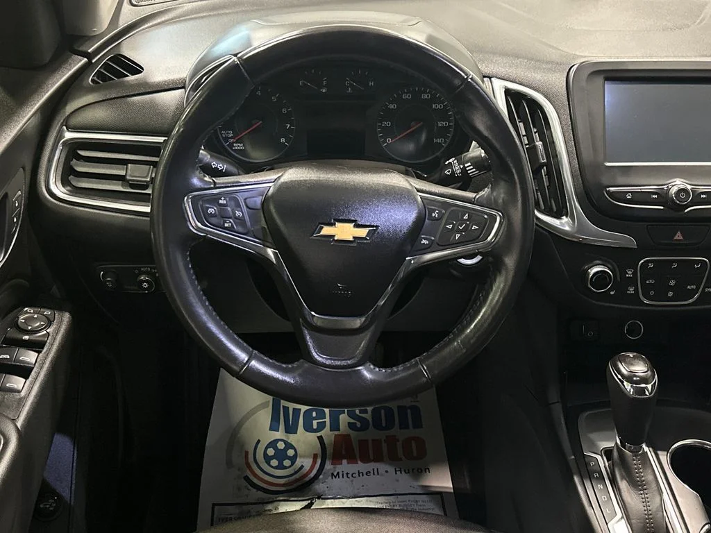 Used 2018 Red Chevrolet LT image 28