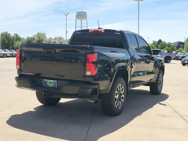 Used 2023 Black Chevrolet Z71 image 7