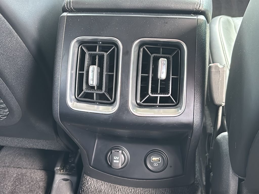 2023 Kia Sorento S - Photo 33