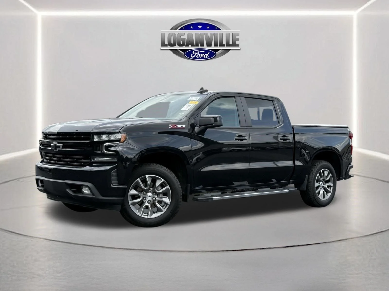Used 2022 Black Chevrolet RST image 1