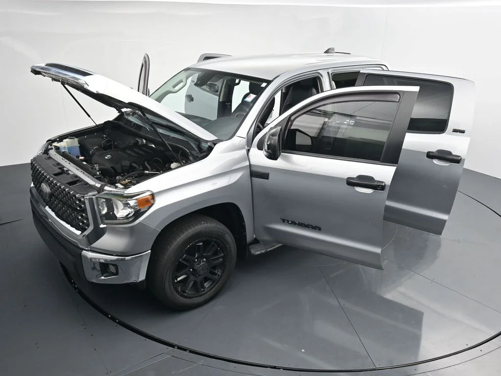 Used 2021 Silver Toyota SR5 image 37