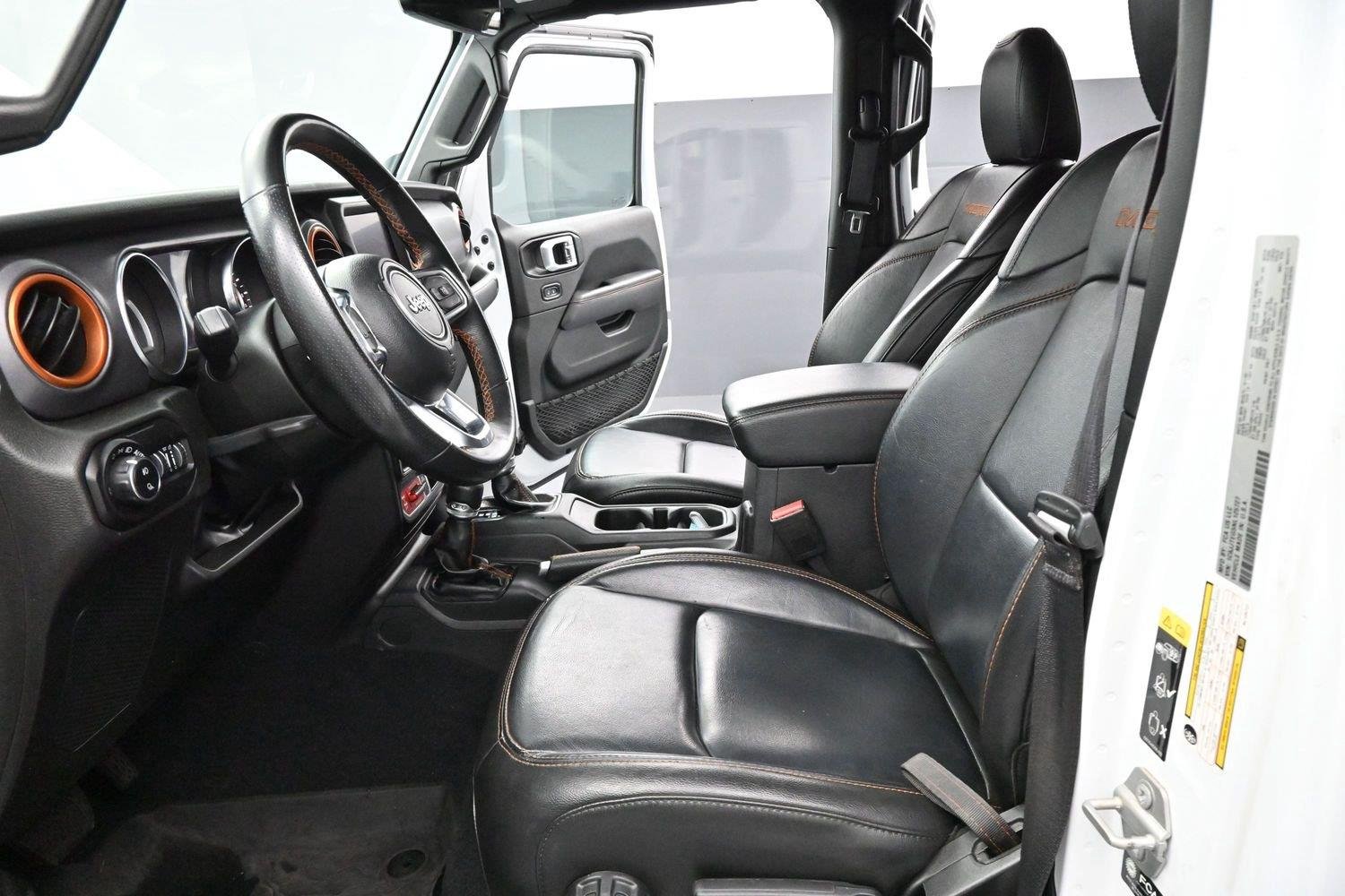 Used 2022 Bright White Clearcoat Jeep Mojave image 11