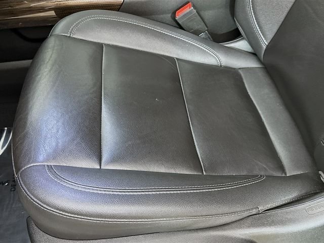 Used 2022 White Chevrolet LT Trail Boss image 19