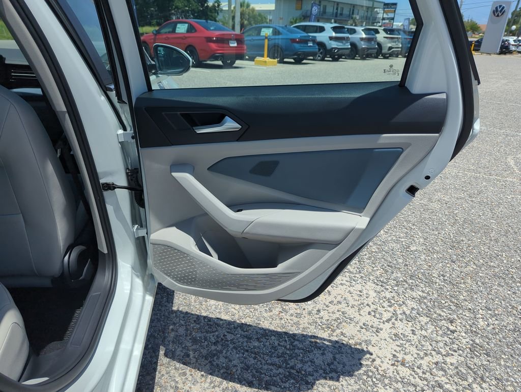 New 2026 White Volkswagen 1.5T SE image 32