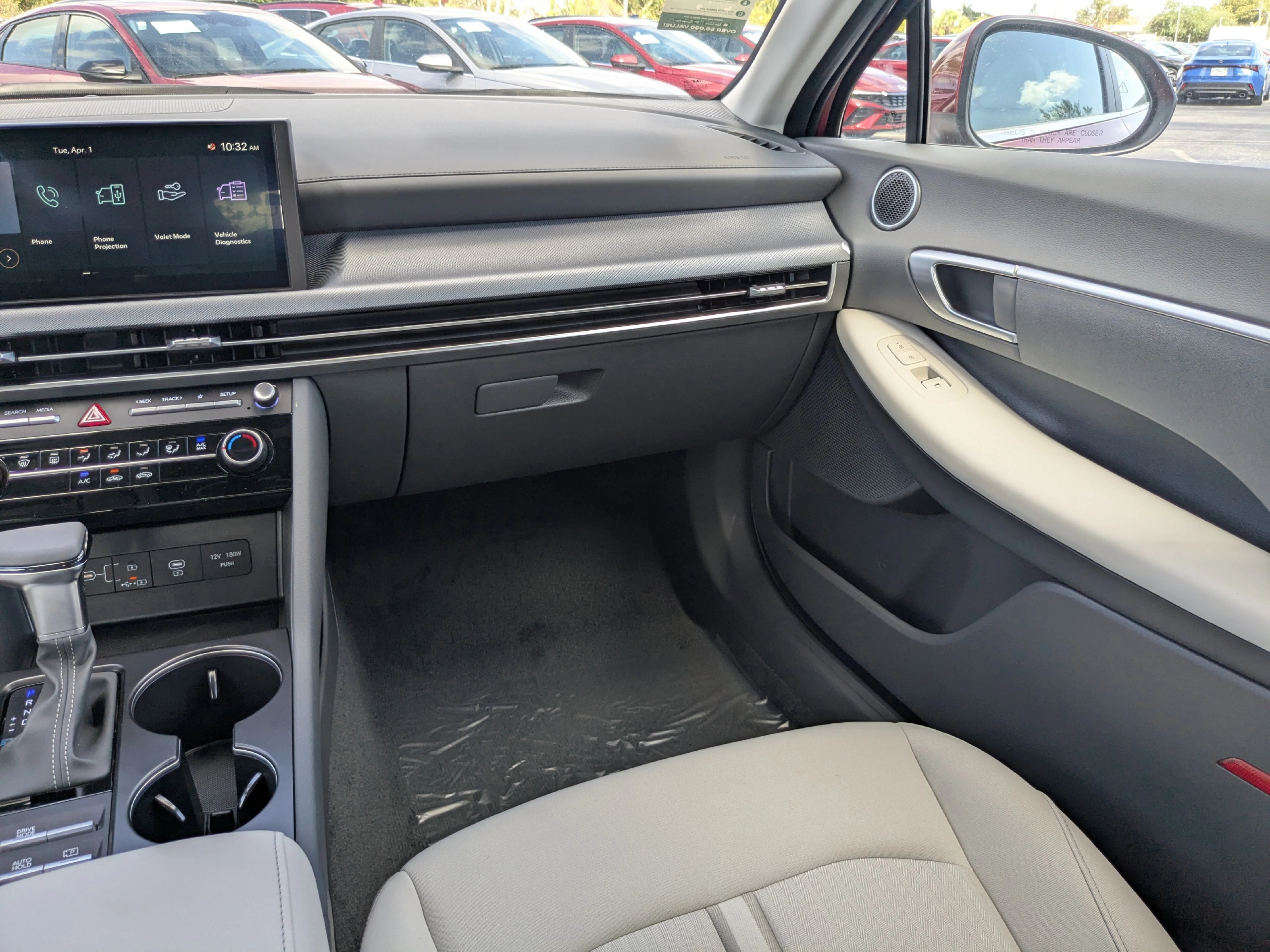2025 Hyundai Sonata SE - Photo 16