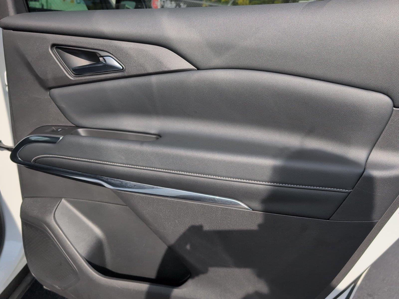 Certified Used 2025 Summit White Chevrolet LT image 37