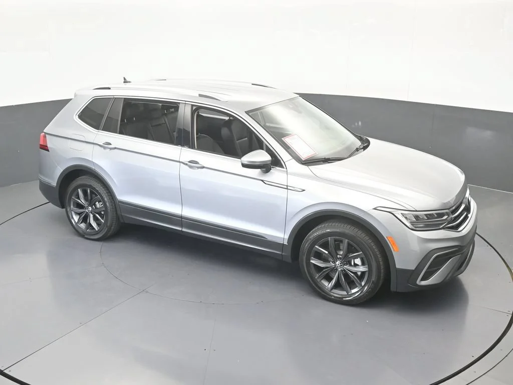 Used 2024 Silver Metallic Volkswagen 2.0T SE image 54