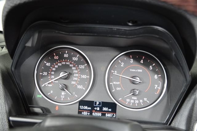 Used 2016 Silver BMW xDrive image 34