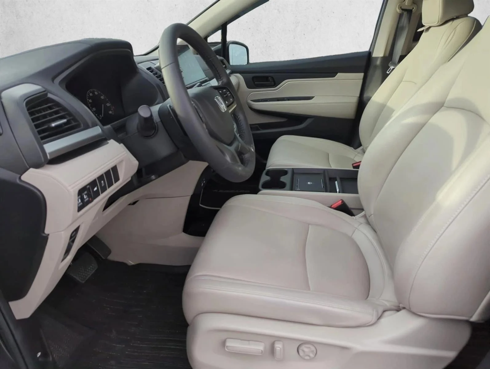 Used 2025 Gray Honda EX-L image 11